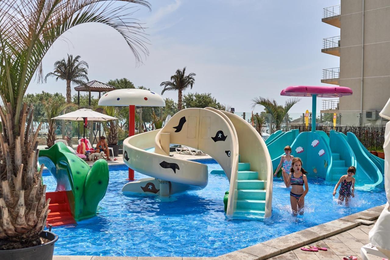 Coral Aparthotel Pool & Spa Mamaia Nord Năvodari Εξωτερικό φωτογραφία